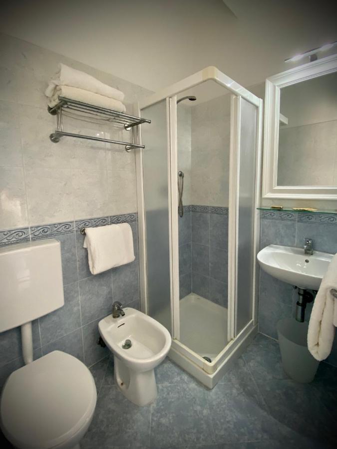 Hotel D'Annunzio リド・ディ・イエゾロ エクステリア 写真